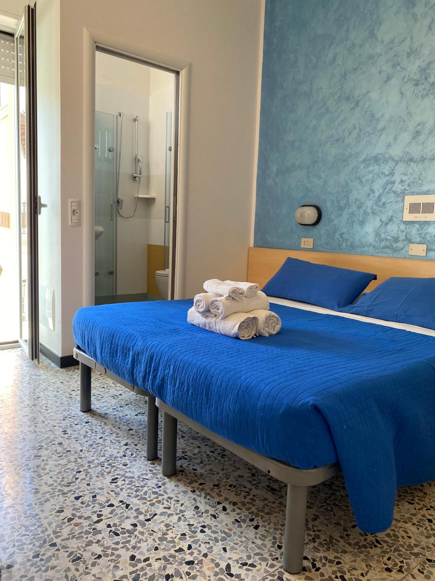 Hotel Loretta リミニ エクステリア 写真